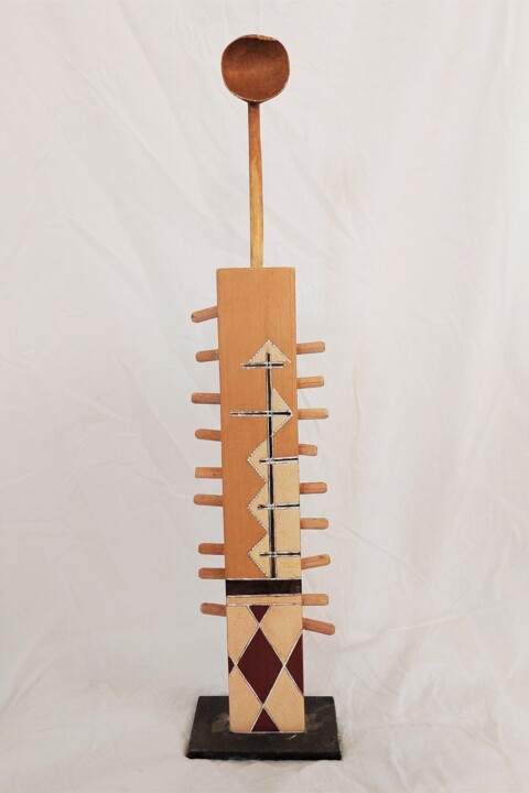 Sculpture titled "Fille de Anzar (7)" by Khalid Assallami, Original Artwork, Wood