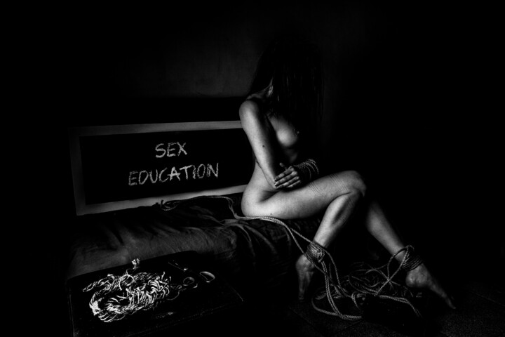 Fotografía titulada "Sex Education" por L'Individu, Obra de arte original, Fotografía digital