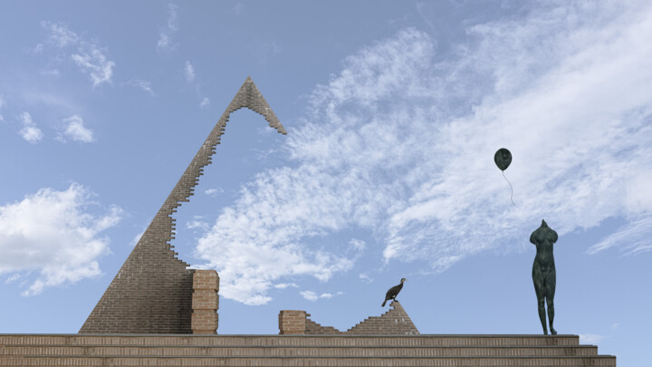 Digital Arts titled "Pyramid in the sky" by Luigi M. Verde, Original Artwork, Manipulated Photography