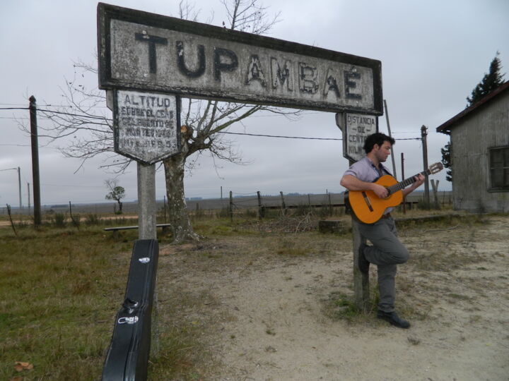 Fotografie getiteld "Tupambaé Cerro Largo" door Luis Arrúa, Origineel Kunstwerk, Niet gemanipuleerde fotografie