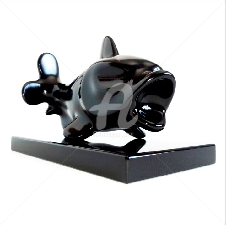 雕塑 标题为“BLACK FISH2 ON BLAC…” 由Maas Tiir, 原创艺术品, 树脂
