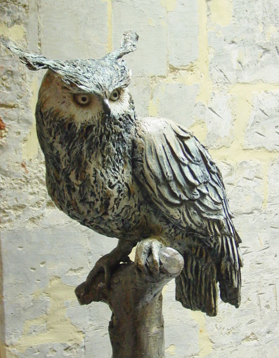 Sculpture titled "Eagle owl" by Madeleine Van Der Knoop, Original Artwork, Metals