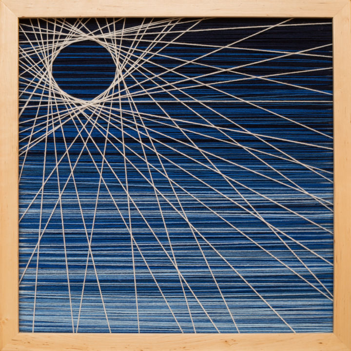 Art textile intitulée "Blue Hole Sun" par Magdalena Kulawik, Œuvre d'art originale, String Art Monté sur Panneau de bois