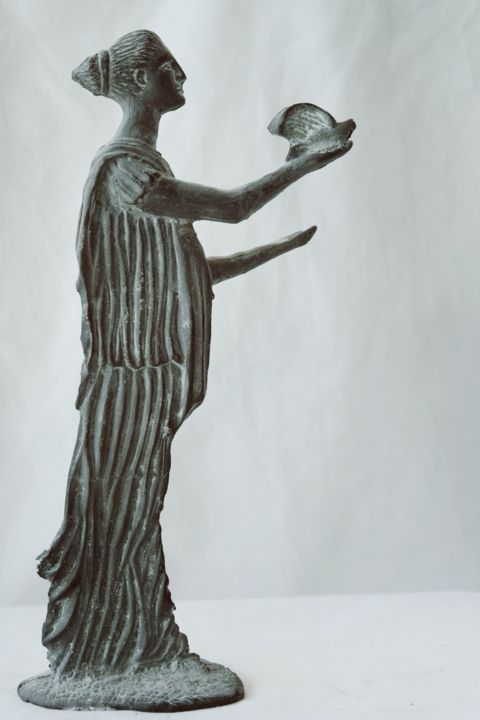 Sculpture titled "Greek ancient woman" by Manos, Original Artwork