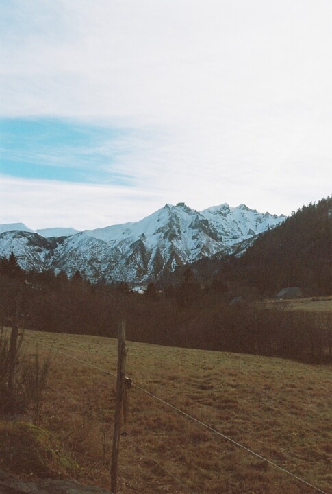 Photography titled "Mont-Dore" by Marine Colombier, Original Artwork, Analog photography