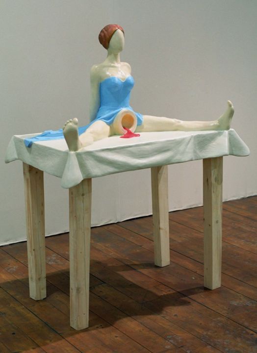 Escultura titulada "Princess (Bloody St…" por Marketa Koreckova, Obra de arte original, Madera