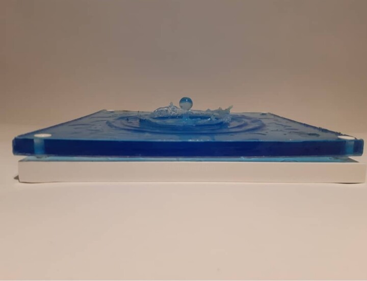 Sculpture titled "Liquid series 2" by Fournier, Original Artwork, Resin