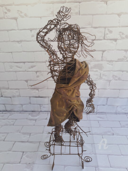 Sculpture titled "Escultura em Arame…" by Miguel Matos, Original Artwork, Wire