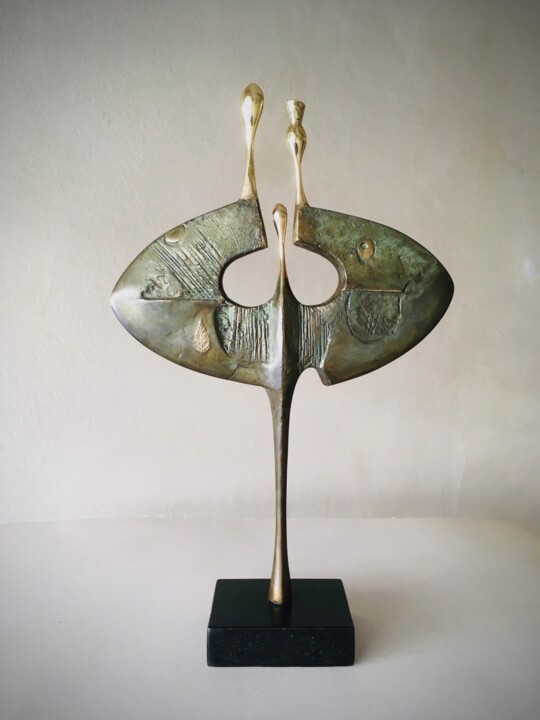 Skulptur mit dem Titel "Family" von Milko Dobrev, Original-Kunstwerk, Bronze