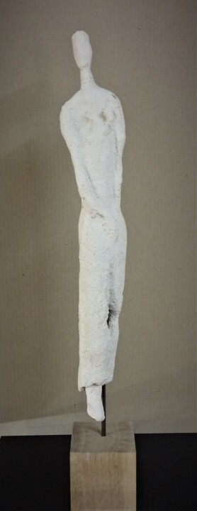 Sculpture titled "Passager #" by Murielle Huvé-Lejeune, Original Artwork, Terra cotta