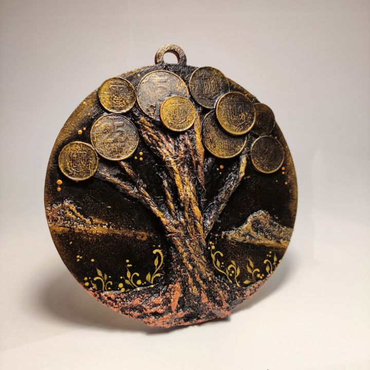 Escultura titulada "Монета дерева жизни" por Katarina Savchenko, Obra de arte original, Madera