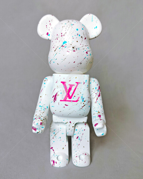 Resin statue of a Louis Vuitton seated bear ideal for fashion-addicts