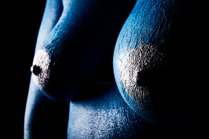 Photography titled "Blue 4" by Ovidiu Adrian Bujor, Original Artwork, Digital Photography