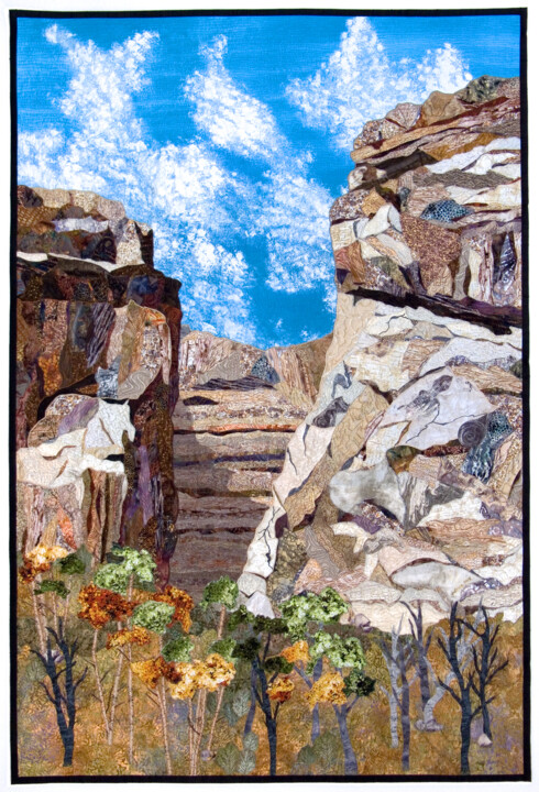 Arte textil titulada "Canyon Light" por Patricia Gould, Obra de arte original, Tela Montado en Otro panel rígido