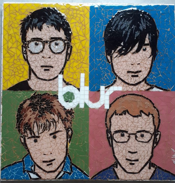 Escultura titulada "Blur" por Pat Art, Obra de arte original, Mosaico