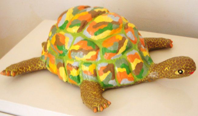 Sculpture intitulée "Tortue Camouflage" par La Plasticerie, Œuvre d'art originale