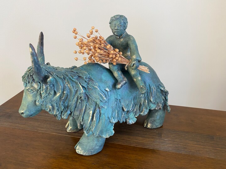 Sculptuur getiteld "LE YAK ET L ENFANT" door Régine Peltier, Origineel Kunstwerk, Terra cotta