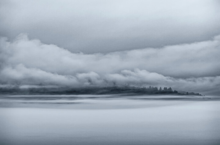 Φωτογραφία με τίτλο "In the Clouds" από Robbi Ling Montgomery, Αυθεντικά έργα τέχνης, Ψηφιακή φωτογραφία