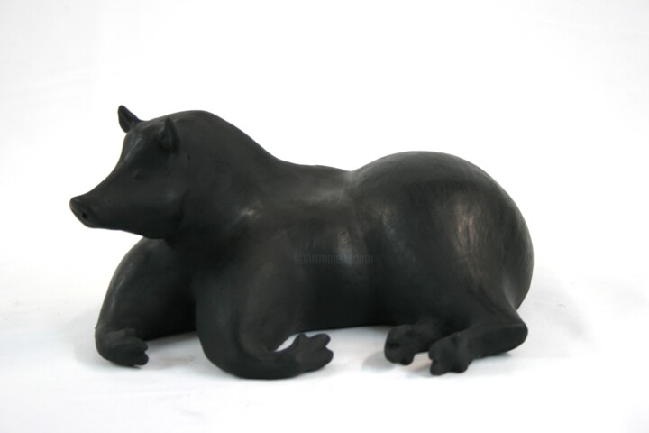 Sculptuur getiteld "Resting boar" door Roberto Barbuti, Origineel Kunstwerk, Terra cotta