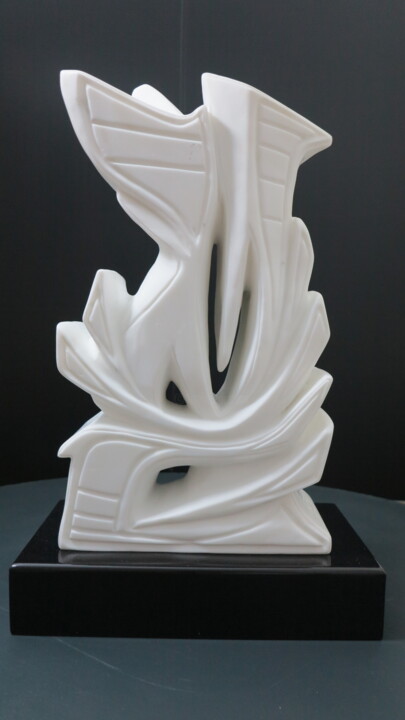 Scultura,  18,5x10,6 in 