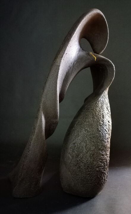 Sculpture intitulée "La femme oiseau" par Sara Amato-Gentric, Œuvre d'art originale, Céramique