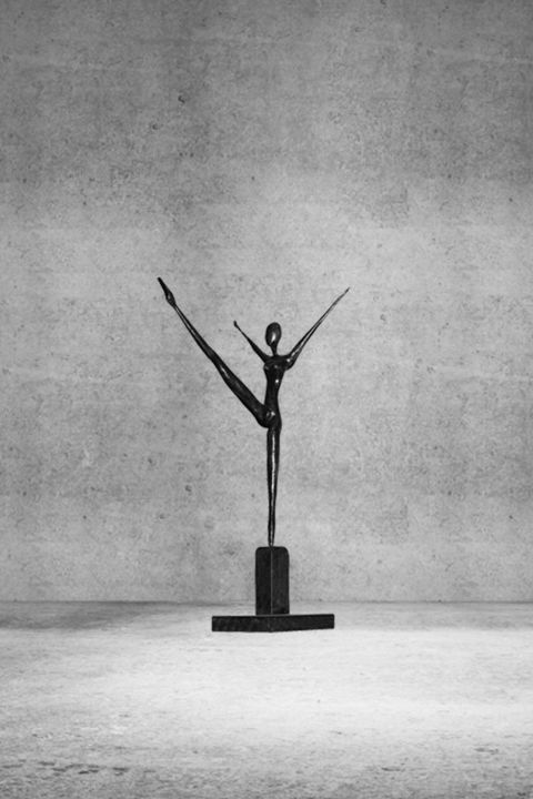 Sculpture intitulée "LA DANSEUSE" par Sébastien Amieil, Œuvre d'art originale, Bois