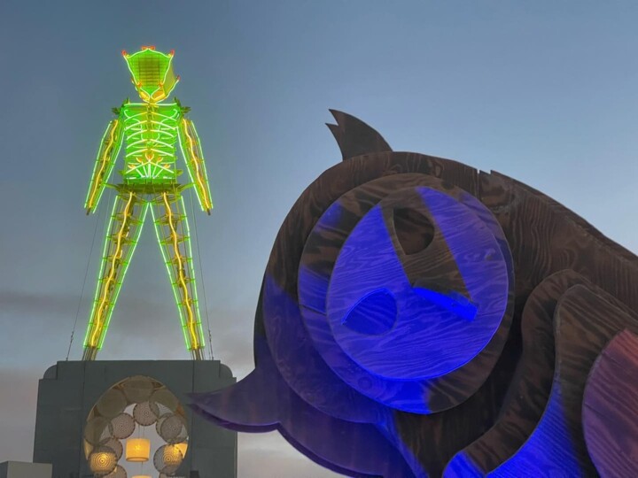 7 van de beste kunstprojecten en eigenaardigheden bij Burning Man 2022