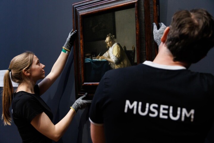 国立博物馆今天开放了迄今为止展出的最大的维米尔画作收藏