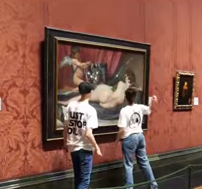 Activistas atacan la 'Venus en el espejo' de Velázquez en la Galería Nacional