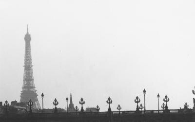 Photographie intitulée "TOUR EIFFEL" par Serge Naneix, Œuvre d'art originale