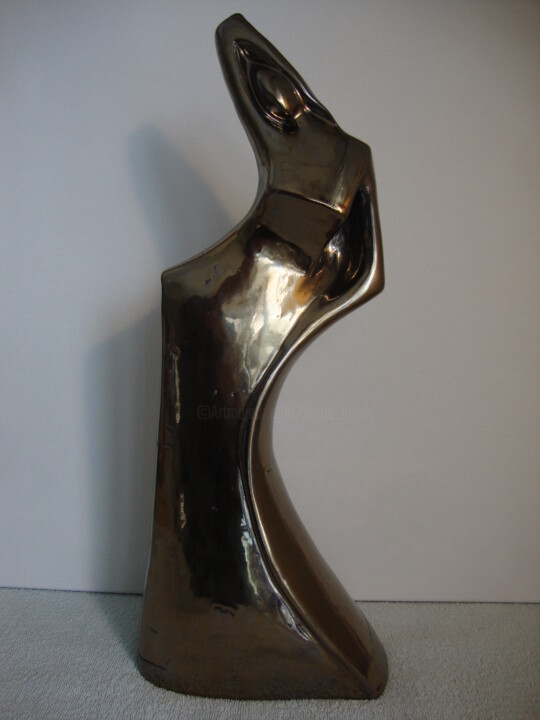 Skulptur mit dem Titel "APHRODITE" von Sonja Brzak, Original-Kunstwerk, Keramik