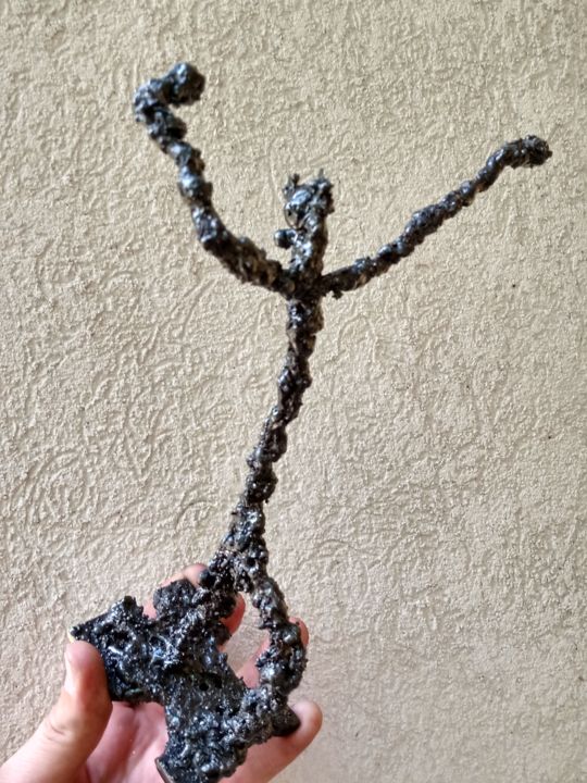 Sculpture titled "Tree man" by Stefan Obradovic, Original Artwork, Metals