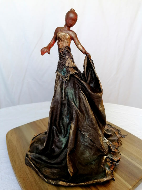 Sculpture titled "Autumna" by Susana Zarate, Original Artwork, Polymer clay