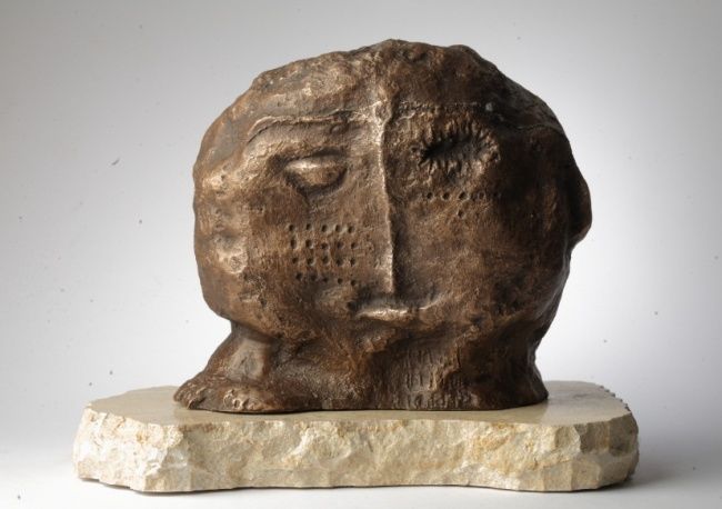Escultura titulada "голова неолиту" por Oluf, Obra de arte original
