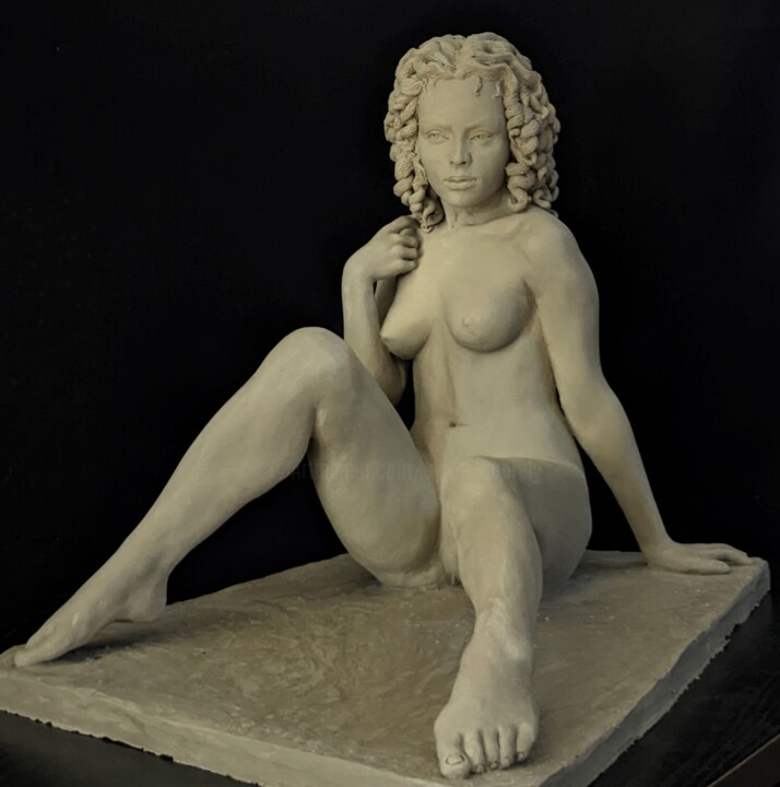 Scultura intitolato "IRINA" da Sylvie Bourély (SB), Opera d'arte originale, Argilla