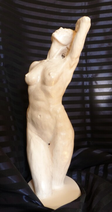 Sculpture titled "J'en rêve encore1." by Sylvie Bourély (SB), Original Artwork, Clay