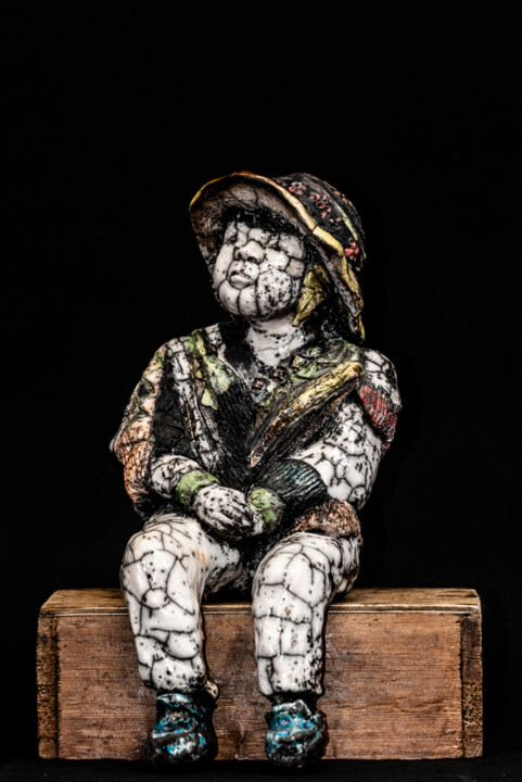 Sculpture intitulée "Enfant péruvien" par Sylvie Janssen, Œuvre d'art originale, Terre cuite