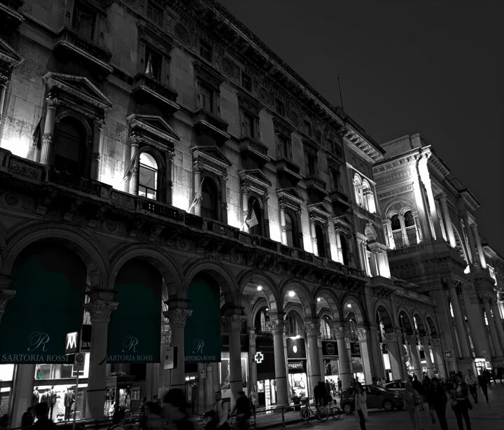 Photography titled "Galleria Vittorio E…" by Tanja Niegsch, Original Artwork, Digital Photography