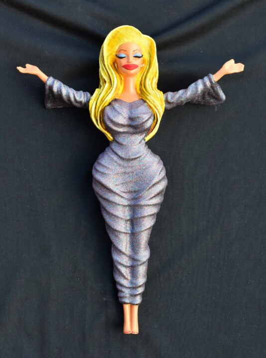 Sculpture titled "Party Shesus" by Teresa Castaneda, Original Artwork, Plaster