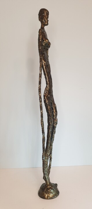 Skulptur mit dem Titel "She" von Tihomir Sarajčić, Original-Kunstwerk, Metalle