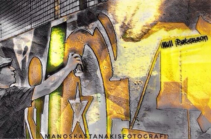 Fotografía titulada "Graffiti Will Peter…" por Manos Kastanakis, Obra de arte original, Fotografía manipulada