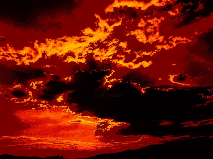 Digital Arts με τίτλο "Burning Sky" από Troy Wilson-Ripsom, Αυθεντικά έργα τέχνης, Χειρισμένη φωτογραφία