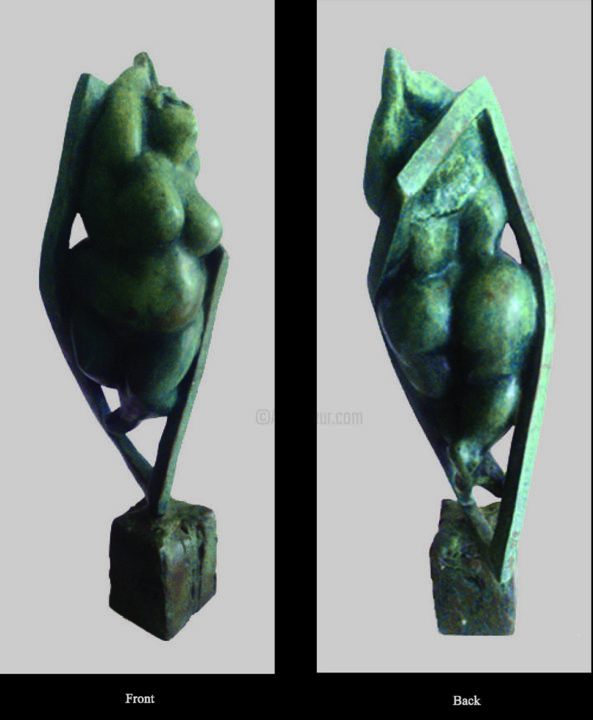 Sculpture titled "A woman comes out…" by Valentina Brusilovskaya, Original Artwork, Metals