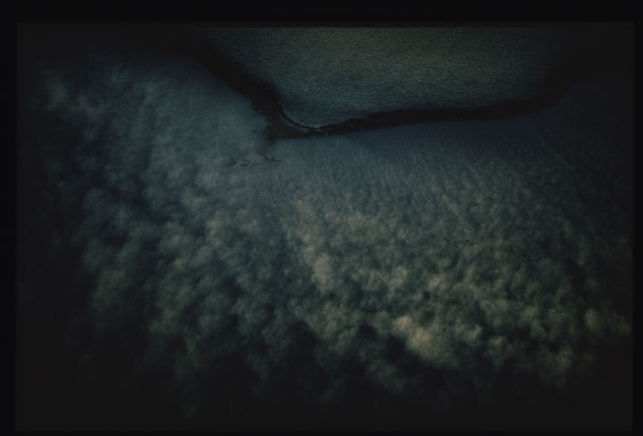 Fotografia intitulada "Shoreline frost and…" por Victor Stepanow, Obras de arte originais, Fotografia de filme