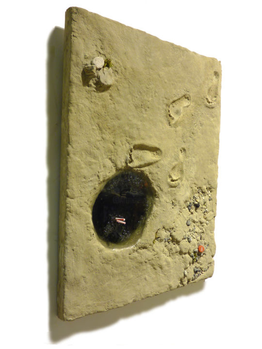 Scultura intitolato "Portable hole" da Vlekks, Opera d'arte originale, Altro