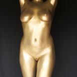 Escultura titulada "Une femme en Or" por Jean Pierre Picheny, Obra de arte original, Resina