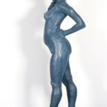 Escultura titulada "Louna debout" por Jean Pierre Picheny, Obra de arte original, Yeso