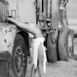 Fotografie mit dem Titel "Truckstop" von Martin Wieland, Original-Kunstwerk, Digitale Fotografie