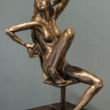 Escultura titulada "Маша" por Oleg Putilin, Obra de arte original, Bronce